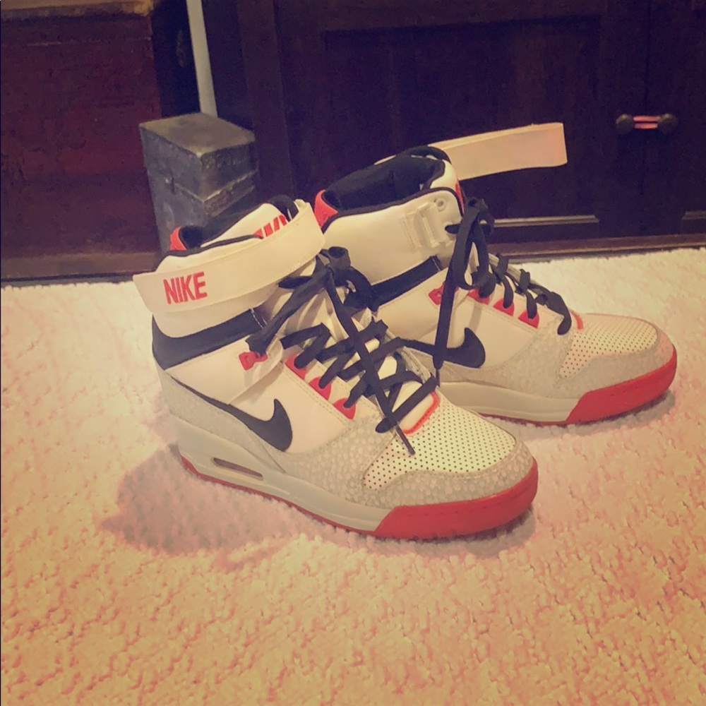 Nike women’s wedge hightop sneakers